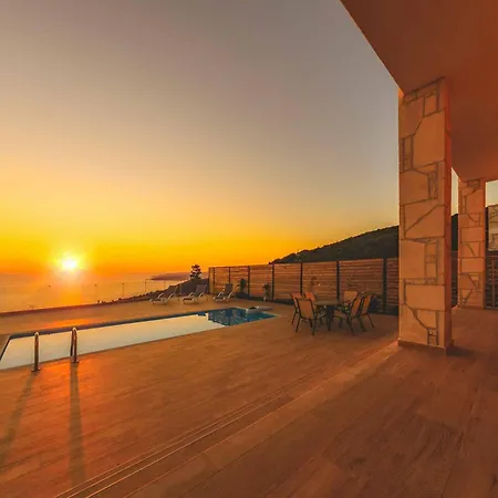 Sunset Vista Deluxe I וילה Orthoniaí